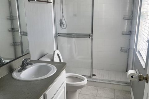 Townhouse in Tampa, Florida 2 bedrooms, 156.35 sq.m. № 2094417 - photo 23