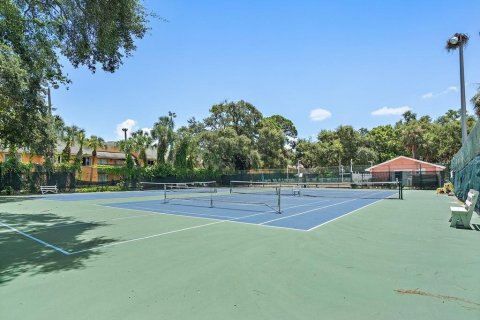 Condo in Saint Petersburg, Florida, 3 bedrooms  № 1915901 - photo 27