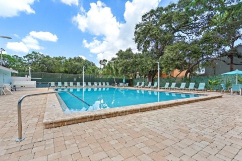 Condo in Saint Petersburg, Florida, 3 bedrooms  № 1915901 - photo 23