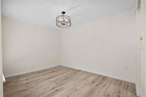 Condo in Saint Petersburg, Florida, 3 bedrooms  № 1915901 - photo 3