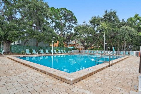 Condo in Saint Petersburg, Florida, 3 bedrooms  № 1915901 - photo 24