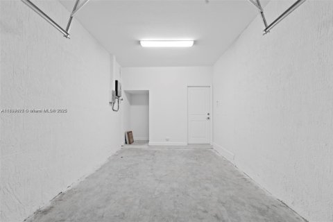 Townhouse in Homestead, Florida 3 bedrooms, 133.97 sq.m. № 1952284 - photo 26