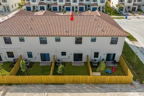 Townhouse in Homestead, Florida 3 bedrooms, 133.97 sq.m. № 1952284 - photo 30