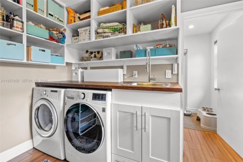 Villa ou maison à vendre à Fort Lauderdale, Floride: 3 chambres, 157.1 m2 № 2000206 - photo 29