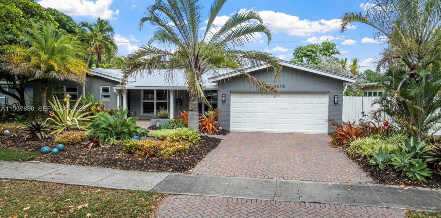 Villa ou maison à Fort Lauderdale, Floride 3 chambres, 157.1 m2 № 2000206