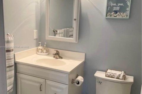 Снять в аренду кондоминиум в Халландейл-Бич, Флорида 2 спальни, 85.28м2, № 1991124 - фото 11