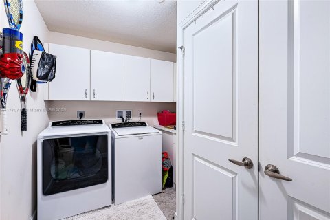 Condo in Juno Beach, Florida, 2 bedrooms  № 1696885 - photo 16