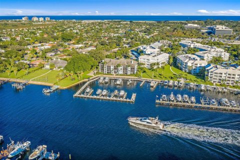 Condo in Juno Beach, Florida, 2 bedrooms  № 1696885 - photo 19