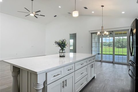 House in Wildwood, Florida 3 bedrooms, 191.75 sq.m. № 1780795 - photo 17