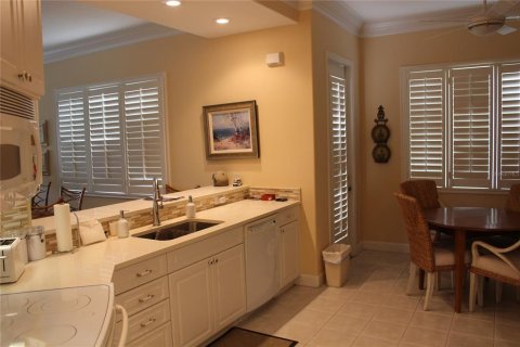 Villa ou maison à vendre à Bradenton, Floride: 2 chambres, 173.82 m2 № 2295053 - photo 6