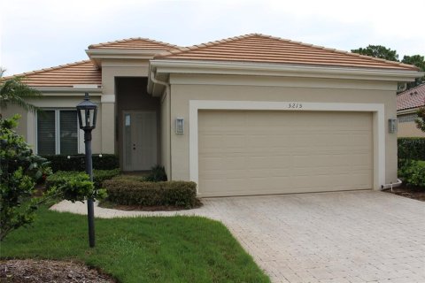 Villa ou maison à vendre à Bradenton, Floride: 2 chambres, 173.82 m2 № 2295053 - photo 2