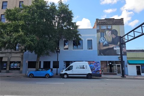 Immobilier commercial à louer à Jacksonville, Floride: 1090.12 m2 № 1363135 - photo 1
