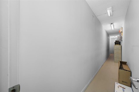 Immobilier commercial à vendre à Largo, Floride: 284.28 m2 № 2423967 - photo 11