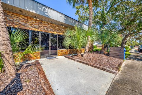 Immobilier commercial à vendre à Largo, Floride: 284.28 m2 № 2423967 - photo 3
