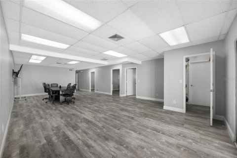 Immobilier commercial à vendre à Largo, Floride: 284.28 m2 № 2423967 - photo 23