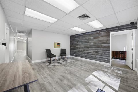 Immobilier commercial à vendre à Largo, Floride: 284.28 m2 № 2423967 - photo 7