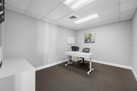 Immobilier commercial à vendre à Largo, Floride: 284.28 m2 № 2423967 - photo 29