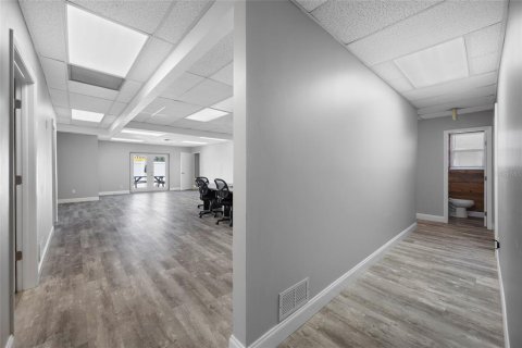 Immobilier commercial à vendre à Largo, Floride: 284.28 m2 № 2423967 - photo 19