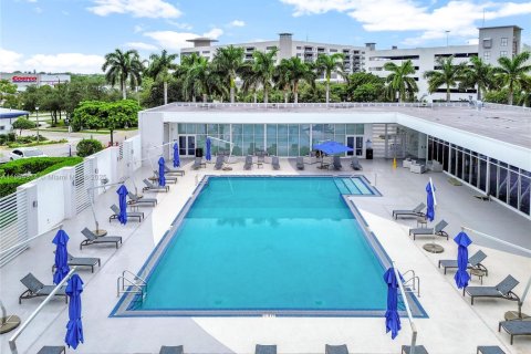 Copropriété à vendre à North Miami, Floride: 2 chambres, 148.92 m2 № 1874248 - photo 22