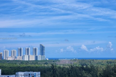 Copropriété à vendre à North Miami, Floride: 2 chambres, 148.92 m2 № 1874248 - photo 29