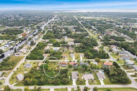 Land in Port Charlotte, Florida № 2228421 - photo 5