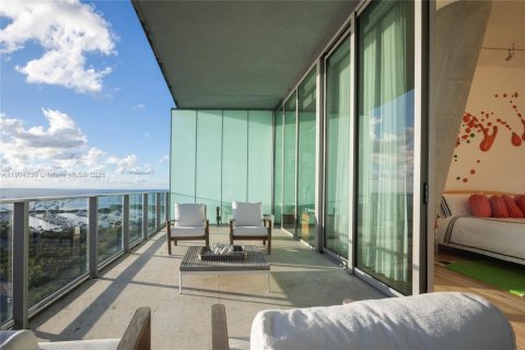 Купить кондоминиум в Майами, Флорида 4 спальни, 443.24м2, № 1956604 - фото 9
