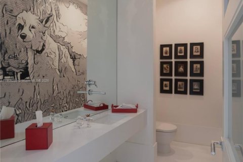 Купить кондоминиум в Майами, Флорида 4 спальни, 443.24м2, № 1956604 - фото 25