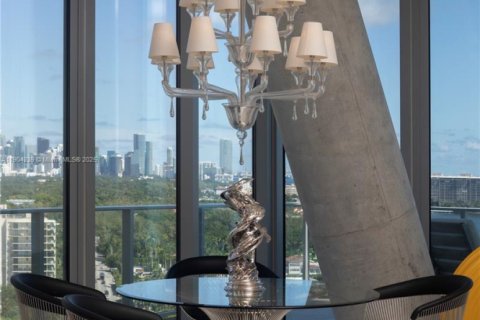 Купить кондоминиум в Майами, Флорида 4 спальни, 443.24м2, № 1956604 - фото 5