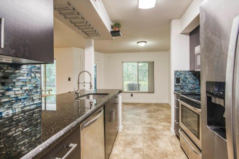 Condo in Boynton Beach, Florida, 2 bedrooms  № 2260987 - photo 9