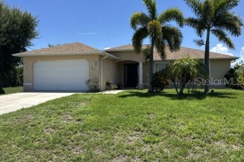 House in Placida, Florida 3 bedrooms, 185.25 sq.m. № 2209900