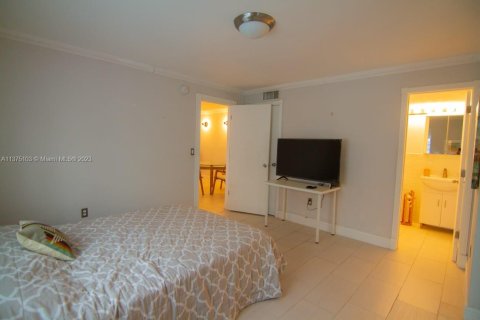 Apartamento en alquiler en Miami Beach, Florida, 1 dormitorio, 59.46 m2 № 1935145 - foto 6