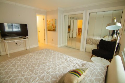 Apartamento en alquiler en Miami Beach, Florida, 1 dormitorio, 59.46 m2 № 1935145 - foto 5