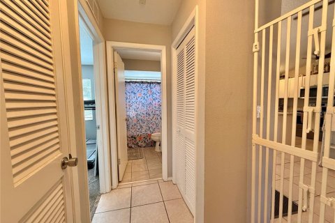 Villa ou maison à louer à Spring Hill, Floride: 2 chambres, 78.78 m2 № 2113582 - photo 17