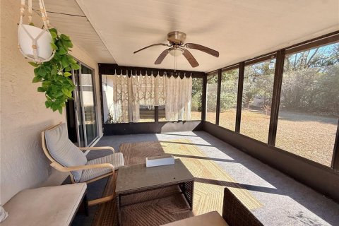 Villa ou maison à louer à Spring Hill, Floride: 2 chambres, 78.78 m2 № 2113582 - photo 10