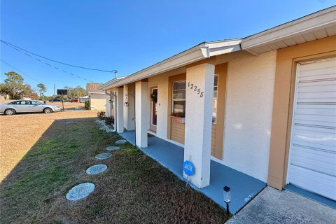 Villa ou maison à louer à Spring Hill, Floride: 2 chambres, 78.78 m2 № 2113582 - photo 3