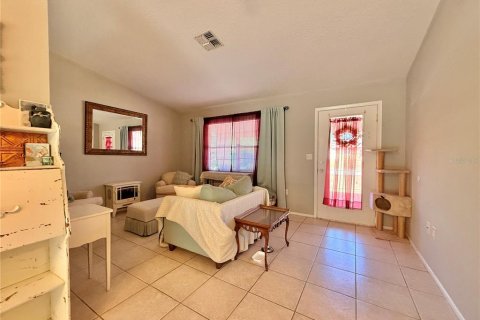 Villa ou maison à louer à Spring Hill, Floride: 2 chambres, 78.78 m2 № 2113582 - photo 11