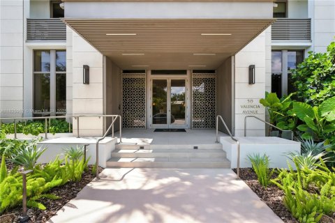 Condo in Coral Gables, Florida, 3 bedrooms  № 1797548 - photo 23