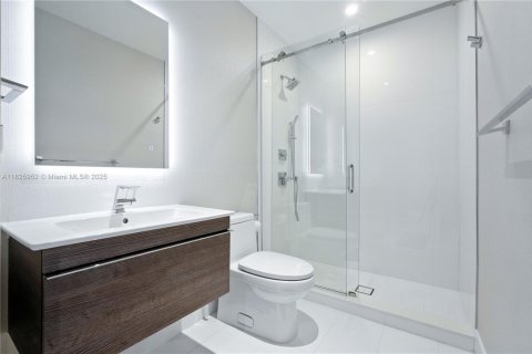 Condo in Coral Gables, Florida, 3 bedrooms  № 1797548 - photo 20