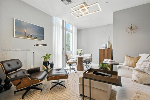 Condo in Coral Gables, Florida, 3 bedrooms  № 1797548 - photo 10
