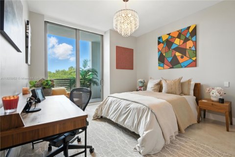 Condo in Coral Gables, Florida, 3 bedrooms  № 1797548 - photo 16