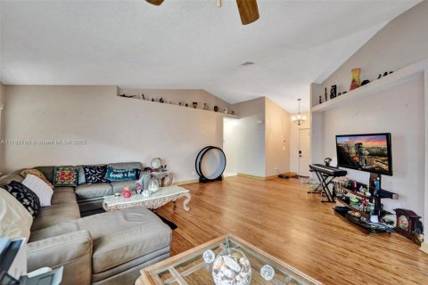 Villa ou maison à vendre à Plantation, Floride: 3 chambres, 162.76 m2 № 2019495 - photo 5