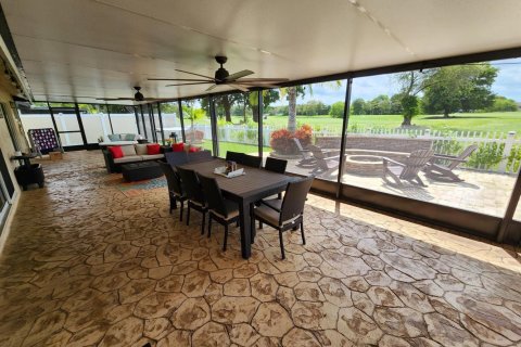 House in Tamarac, Florida 4 bedrooms, 248.23 sq.m. № 2179314 - photo 9