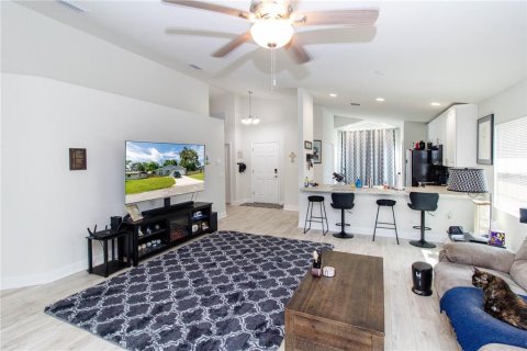 Casa en venta en New Port Richey, Florida, 3 dormitorios, 139.63 m2 № 1838912 - foto 9