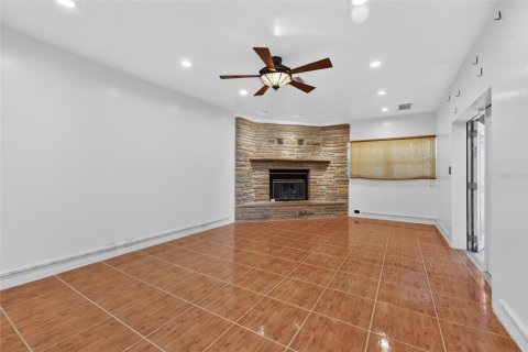 Villa ou maison à vendre à Daytona Beach, Floride: 4 chambres, 333.61 m2 № 2091765 - photo 9