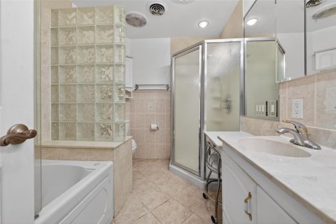 Villa ou maison à vendre à Daytona Beach, Floride: 4 chambres, 333.61 m2 № 2091765 - photo 11