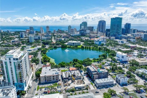 Copropriété à vendre à Saint Petersburg, Floride: 3 chambres, 212.56 m2 № 2350424 - photo 8