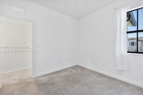 Touwnhouse à louer à Miami, Floride: 3 chambres, 147.44 m2 № 1939132 - photo 22