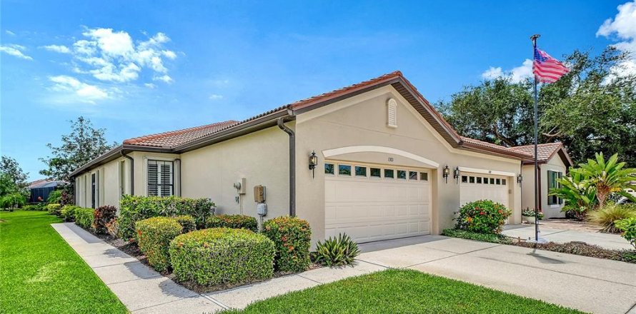 Casa en Venice, Florida 2 dormitorios, 156.54 m2 № 2337278