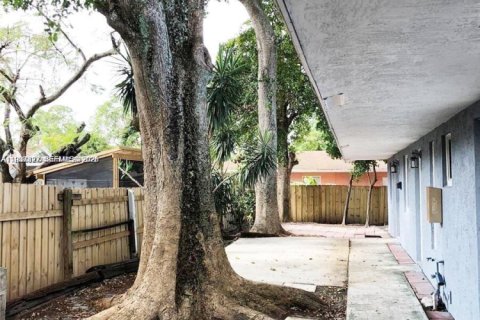 Casa en alquiler en Fort Lauderdale, Florida, 3 dormitorios № 1995187 - foto 20