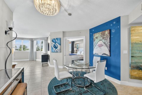 Condominio en venta en Boynton Beach, Florida, 3 dormitorios, 190.08 m2 № 1933762 - foto 13